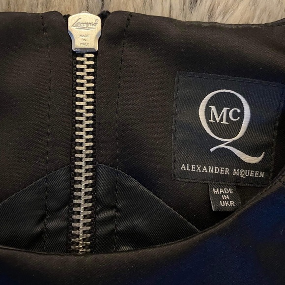 Alexander McQueen Black Cropped Top - Picture 2 of 4